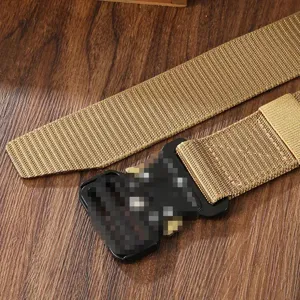 Cinturón táctico de lona para hombre con hebilla de liberación rápida para deportes al aire libre.