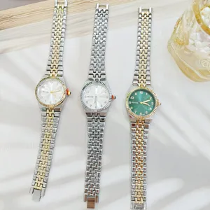 Damen Quarz Edelstahl Uhr, elegantes klassisches Design mit Metallarmband für Alltag.