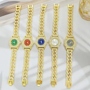 Orologio donna strass catena cubana, vista dettagliata di cinque orologi al quarzo.
