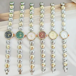 Damen Quarzuhr Luxus Perlen Armbanduhr Set mehrfarbige Zifferblatt funkelnde Strasssteine