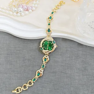 Vintage Green Jade Rhinestone Bracelet Watch Elegant Gold Quartz Women Timepiece