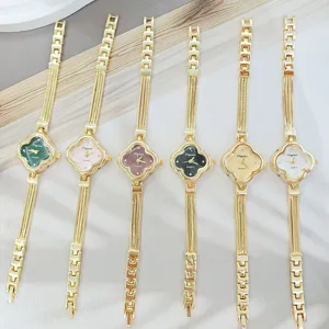 Orologio donna quarzo quadrifoglio di lusso, elegante orologio bracciale con strass brillanti.