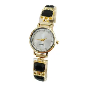 Reloj de cuarzo de lujo para mujer con piedras cuadradas negras y esfera decorada con diamantes