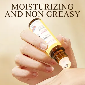 Flacon roll-on d'huile essentielle d'encens pour hydrater et soigner la peau facilement.