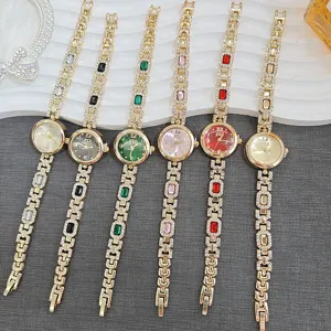 Fashion Women Rhinestone Quartz Watch Alloy Chain Strap Pave Rhinestone Luxury Gold Ladies Bracelet Wristwatch Party Daily Jewelry