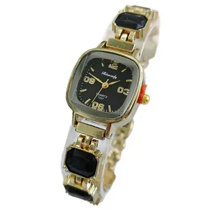 Elegante Damen Quarzuhr mit quadratischem Zifferblatt und Schmuckarmband für den Alltag.