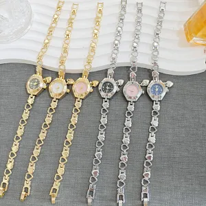 Elegante Damen Herz Kette Quarz Uhr, stilvolle modische Armbanduhr mit mehreren Farben.