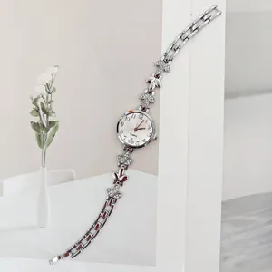 Elegante silberne Strass Blätter Design Damen Quarz Uhr Mode Armbanduhr für Frauen Stil