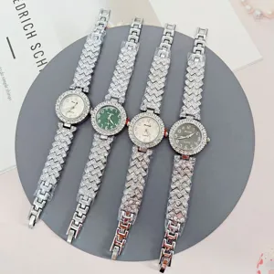 Luxury rhinestone quartz watch for women full diamond bracelet wristwatch fashion accessory