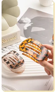 Retro tortoise shell oval hair claw clip set, elegant plastic hairpin for women styling.