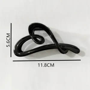 Black glossy large hair claw clip abstract heart shape hairpin fashion hair accessories