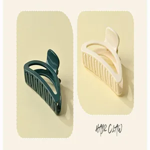 Soft hair claw clip detail, anti-collision design, durable daily hair accessories for women