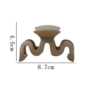 Minimalist plastic wave hair claw clip elegant large shark clip for women daily styling.