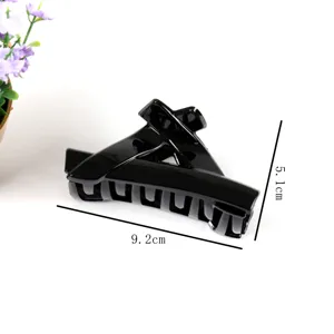 Elegant black hair claw clip for women, glossy finish hair accessories for daily wear