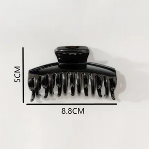Black plastic hair claw clip minimalist fashion hair accessory for daily styling 8.8cm