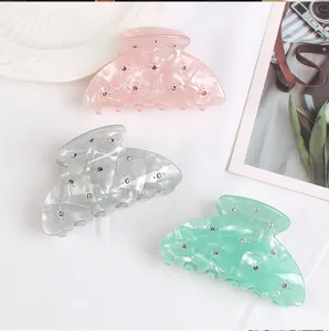 Acryl Strass Haarklammer für Damen, glitzernde Kristall Haarschmuck für stilvolles Styling.