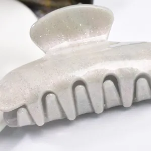 Morsetto per capelli in acrilico brillante con glitter stellati, elegante acconciatura quotidiana.