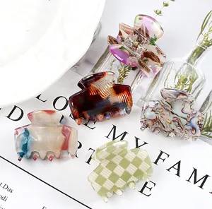 Deliziose mini mollette per capelli, pratici accessori geometrici in PVC alla moda per donne.