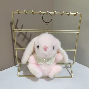 Schattig roze pluche konijn sleutelhanger pop detailshot hanger pluche speelgoed