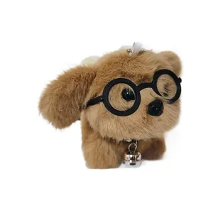 Schattige pluche hond sleutelhanger met ronde bril en kleine bel voor tas of rugzak