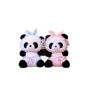 Set di bambole di peluche panda carino, morbido animale di peluche con cappello di pizzo e pantaloni.