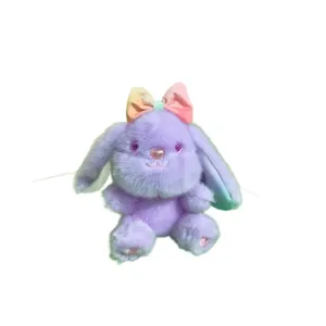 Süßer lila Plüschhase Anhänger mit Regenbogen Schleife,weiche Rucksack Deko Kuscheltier.