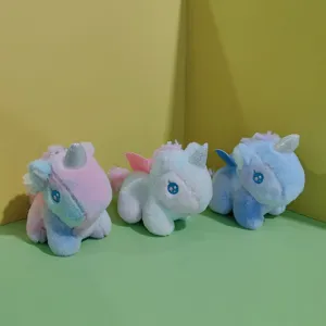 Mignon porte-clés en peluche licorne colorée, charm de sac en peluche douce pour les filles.