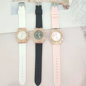 Montre quartz en silicone strass tendance pour femme et homme, montre de couple étudiante.