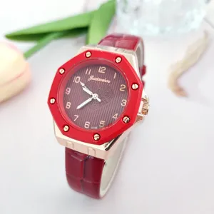 Orologio al quarzo con cinturino in pelle rossa da donna elegante moda casual