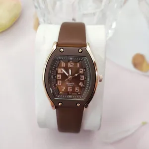 Damen Quarzuhr Tonnenzifferblatt braunes Armband Modische Freizeit Armbanduhr elegant Stil