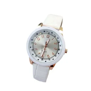 Modische Damen Quarzuhr mit weißem Lederarmband und roségoldener Lünette, eleganter Alltagsbegleiter.