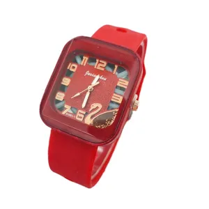 Women's casual fashion silicone watch square dial quartz wristwatch for daily wear.