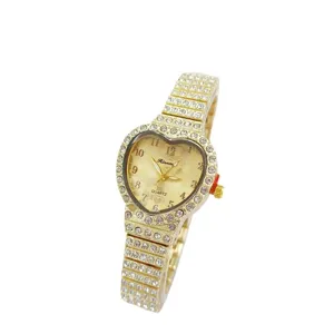Goldene herzformige Strass Damen Uhr Luxus Diamant Quarz Armbanduhr modisches Design