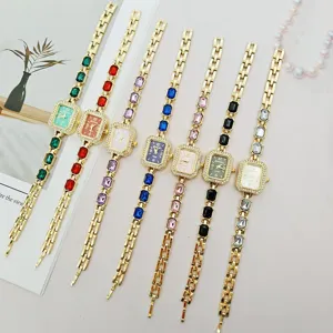 Elegante Orologio da Polso al Quarzo Quadrato da Donna in Strass Cinturino in Lega Con Maglie in Pietre Preziose Artificiali Colorate