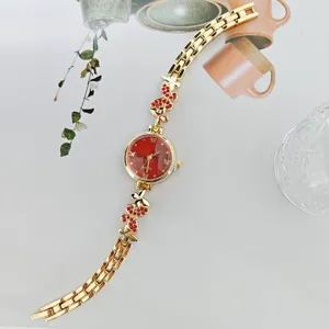 Beliebte Damen Quarzarmbanduhr mit rotem Zifferblatt und Strass Schleife Design Mode