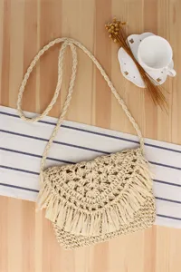 Straw woven fringe crossbody bag, casual beach holiday shoulder bag for women detail view