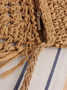 Fashion straw woven handbag for women, casual beach vacation chic shoulder bag details.