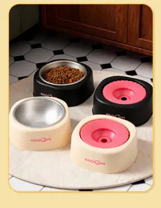 Pet water bowl and food bowl set detail view, floating disk design prevents wet mouth.