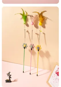Juguete interactivo para gatos varita con pluma muelle de acero y flor fieltro