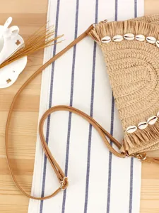 Straw woven crossbody bag with shell fringe boho beach shoulder bag for women daily casual