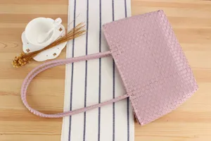 Pink plastic woven handbag beach vacation picnic tote bag stylish casual minimalist purse
