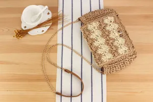Handmade woven straw crossbody bag for women, casual daily commute vacation shoulder bag.