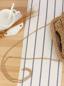Handmade straw woven bag with chain strap, casual summer beach vacation women's shoulder bag