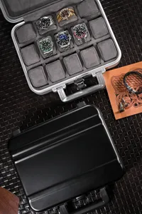 Aluminium horloge opbergdoos met 14 vakken, draagbare veilige koffer voor luxe horloges.