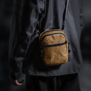 Borsa da Petto da Uomo in Nylon a Losanghe Leggera Impermeabile Tracolla Tattica Tattico Pochette per Cellulare Custodia Fotocamera Outdoor Viaggio Pack