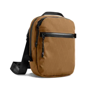 Borsa a tracolla impermeabile in nylon da uomo marsupio petto mini fotocamera tattica