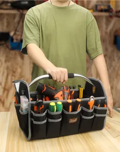 Detalle de la bolsa de herramientas resistente con tela duradera y múltiples bolsillos.