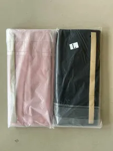 Detalles del rollo organizador de joyas colgante, bolsas de doble cara en rosa y negro.