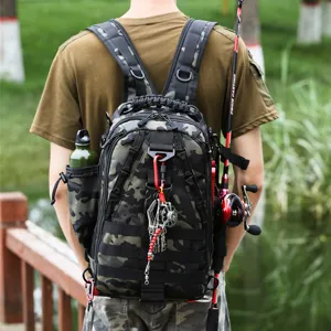 Multifunctionele camouflage tactische rugzak voor buiten reizen, kamperen en vissen.
