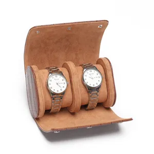 Bruine krokodillenpatroon PU lederen horloge reisrol etui met twee vakken en zachte binnenvoering.